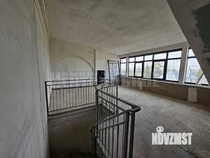 Дом 600м², 3-этажный, участок 12 сот.  