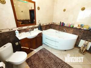 Дом 153м², 2-этажный, участок 8 сот.  