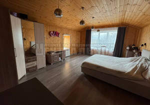 Дом 106м&sup2;, 2-этажный, участок 12 сот.  