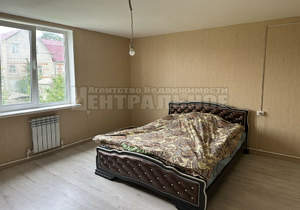 Дом 140м², 2-этажный, участок 7 сот.  