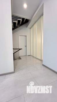 Таунхаус 310м², 3-этажный, участок 4 сот.  