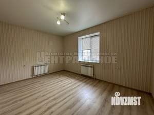 Дом 239м², 3-этажный, участок 12 сот.  