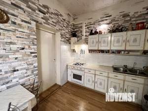 Дом 481м&sup2;, 4-этажный, участок 6 сот.  