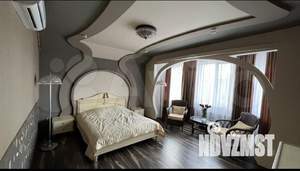 Дом 320м&sup2;, 3-этажный, участок 8 сот.  