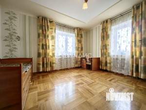 Дом 410м², 2-этажный, участок 10 сот.  