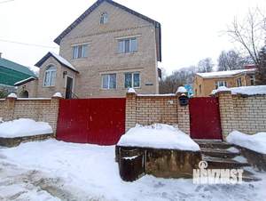 Дом 286м², 3-этажный, участок 12 сот.  