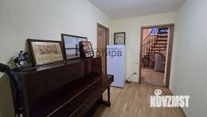 Коттедж 330м², 3-этажный, участок 15 сот.  