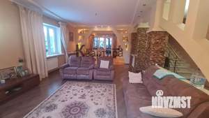 Коттедж 230м², 3-этажный, участок 16 сот.  