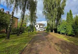 Дом 364м², 2-этажный, участок 17 сот.  