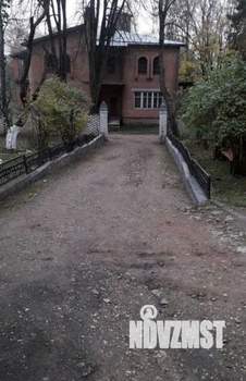 Коттедж 200м², 2-этажный, участок 20 сот.  