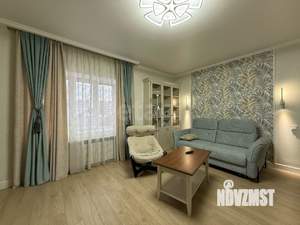 Дом 399м&sup2;, 3-этажный, участок 7 сот.  