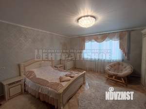 Дом 229м&sup2;, 2-этажный, участок 8 сот.  