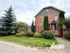 Дом 277м², 2-этажный, участок 8 сот.  