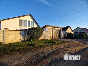 Коттедж 172м&sup2;, 2-этажный, участок 10 сот.  