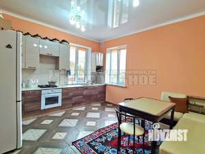 Дом 184м², 2-этажный, участок 10 сот.  