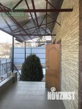 Коттедж 320м², 2-этажный, участок 8 сот.  