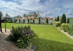 Дом 449м², 3-этажный, участок 30 сот.  