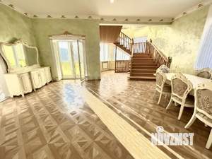 Дом 450м², 3-этажный, участок 8 сот.  