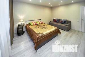 1-к квартира, посуточно, 44м2, 9/10 этаж