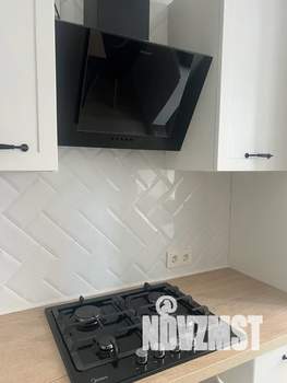 1-к квартира, посуточно, 40м2, 2/10 этаж