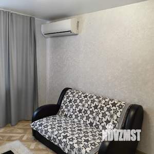 1-к квартира, посуточно, 44м2, 4/10 этаж