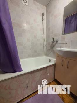 1-к квартира, посуточно, 32м2, 3/9 этаж