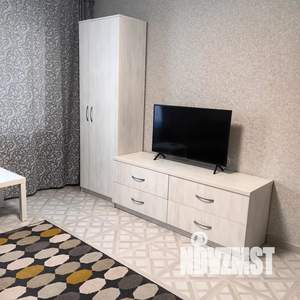 1-к квартира, посуточно, 48м2, 2/10 этаж
