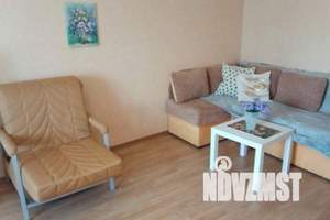 1-к квартира, посуточно, 44м2, 6/9 этаж