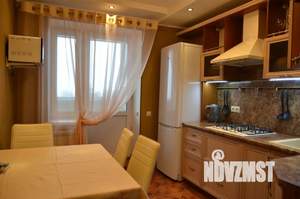 1-к квартира, посуточно, 36м2, 4/9 этаж