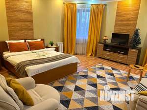 1-к квартира, посуточно, 50м2, 4/10 этаж