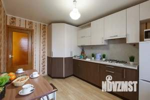 1-к квартира, посуточно, 42м2, 8/10 этаж