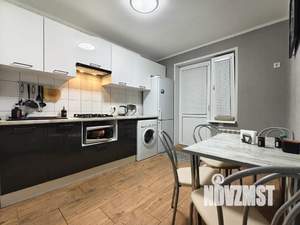 1-к квартира, посуточно, 35м2, 2/10 этаж