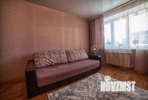 1-к квартира, посуточно, 42м2, 1/1 этаж