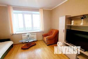 2-к квартира, посуточно, 60м2, 7/10 этаж