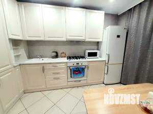 1-к квартира, посуточно, 43м2, 8/10 этаж