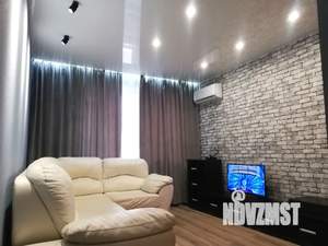 1-к квартира, посуточно, 41м2, 4/10 этаж