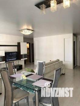 3-к квартира, посуточно, 80м2, 1/1 этаж