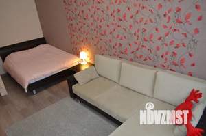 1-к квартира, посуточно, 42м2, 2/8 этаж