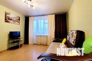 1-к квартира, посуточно, 45м2, 6/9 этаж