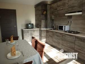 1-к квартира, посуточно, 50м2, 6/10 этаж