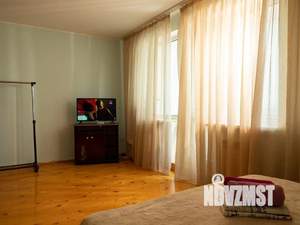 2-к квартира, посуточно, 65м2, 5/10 этаж