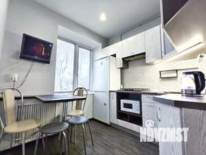 2-к квартира, посуточно, 41м2, 4/5 этаж