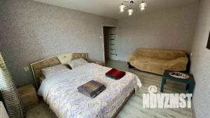 1-к квартира, посуточно, 40м2, 8/10 этаж