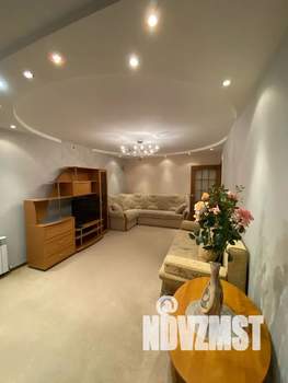 3-к квартира, посуточно, 94м2, 1/9 этаж