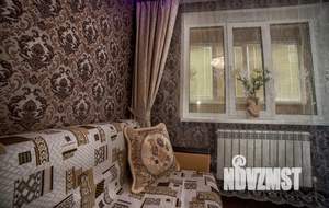 1-к квартира, посуточно, 42м2, 2/10 этаж