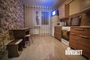 1-к квартира, посуточно, 42м2, 1/1 этаж