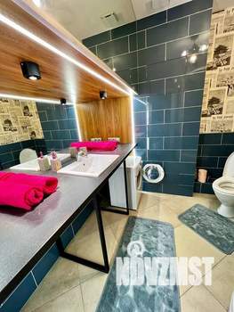 Студия квартира, посуточно, 40м2, 2/4 этаж