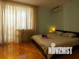 2-к квартира, посуточно, 65м2, 1/1 этаж