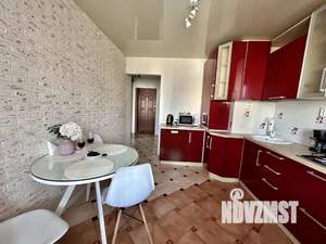 1-к квартира, посуточно, 42м2, 2/10 этаж