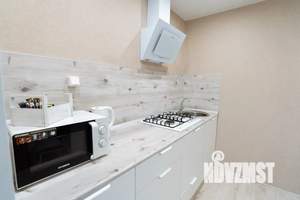 1-к квартира, посуточно, 39м2, 7/10 этаж